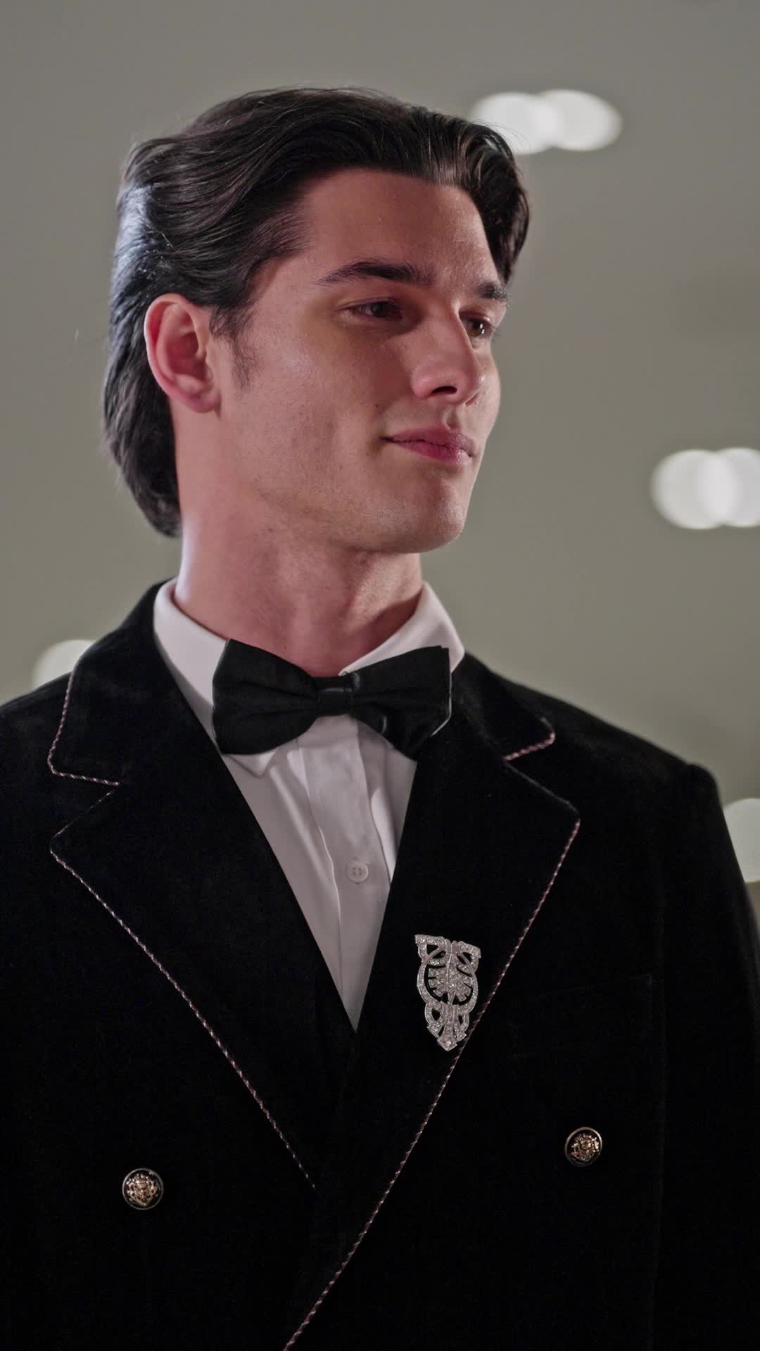 Episode 9 - It's A Wonderful Hire